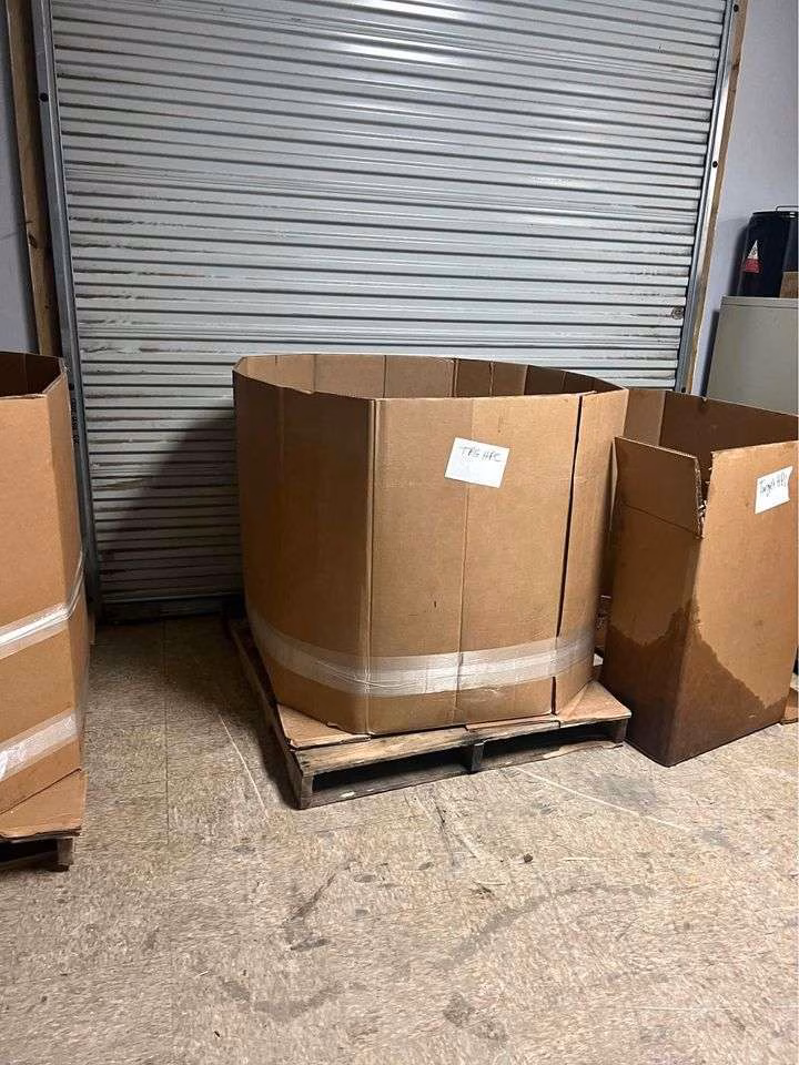 Sacramento, CA 95823 - 48 x 40 x 39 Used Gaylord Boxes – gallery image 2
