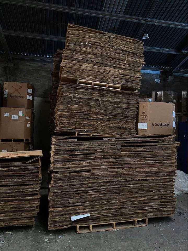 Tucson AZ 85710 - 48 x 40 x 40 Bulk Boxes for sale – gallery image 2