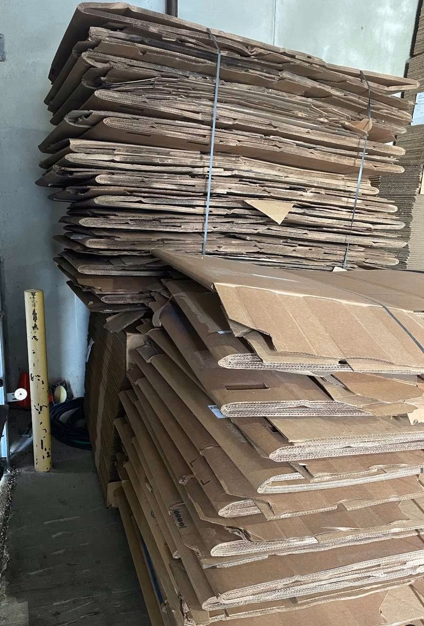 60085 (Waukegan IL) - Used 48 x 40 x 40 5 Wall Gaylord Boxes – gallery image 2