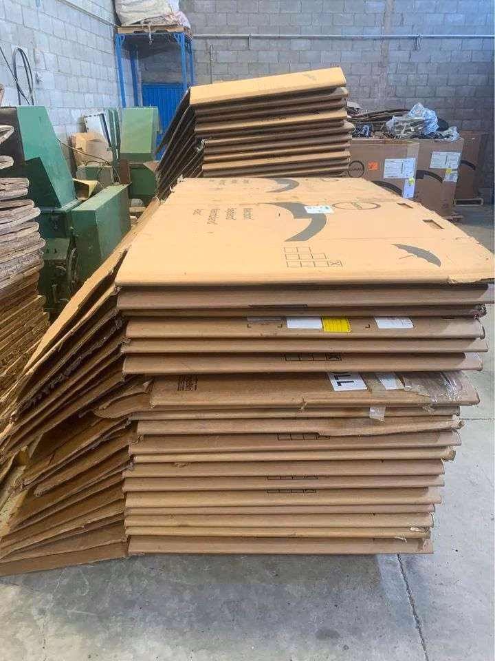 21215 (Baltimore MD) - Truckloads 3-Wall 48x40x40 Gaylords – gallery image 2