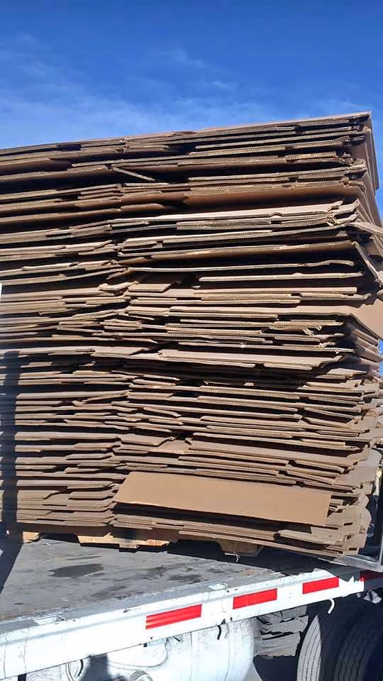 82001 (Cheyenne WY) - Used 4-Wall Gaylord Boxes 48x40x40 – gallery image 2